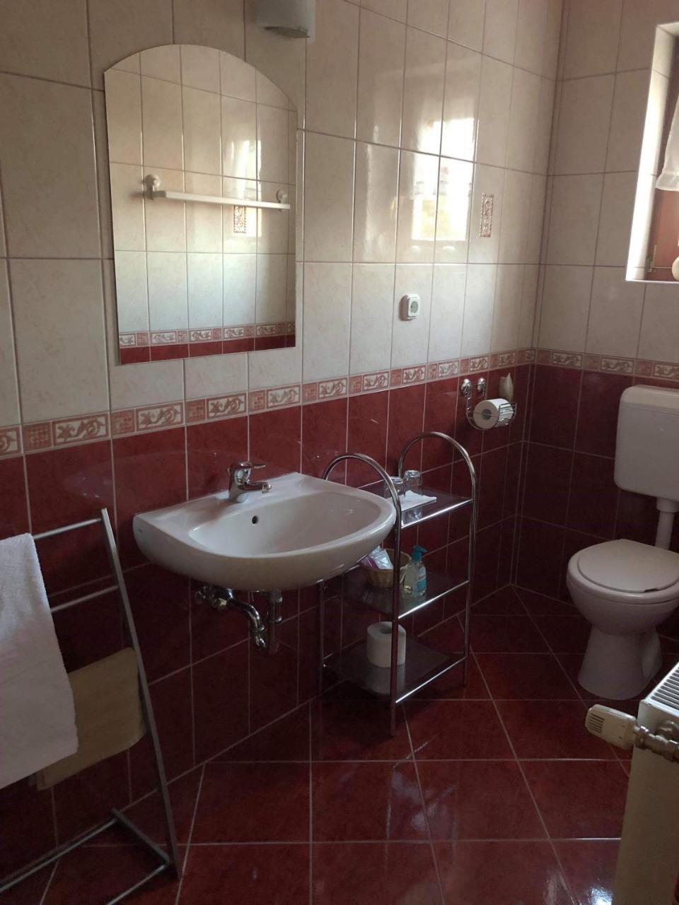 Kristaly Apartmanhaz Sárvár Exterior foto
