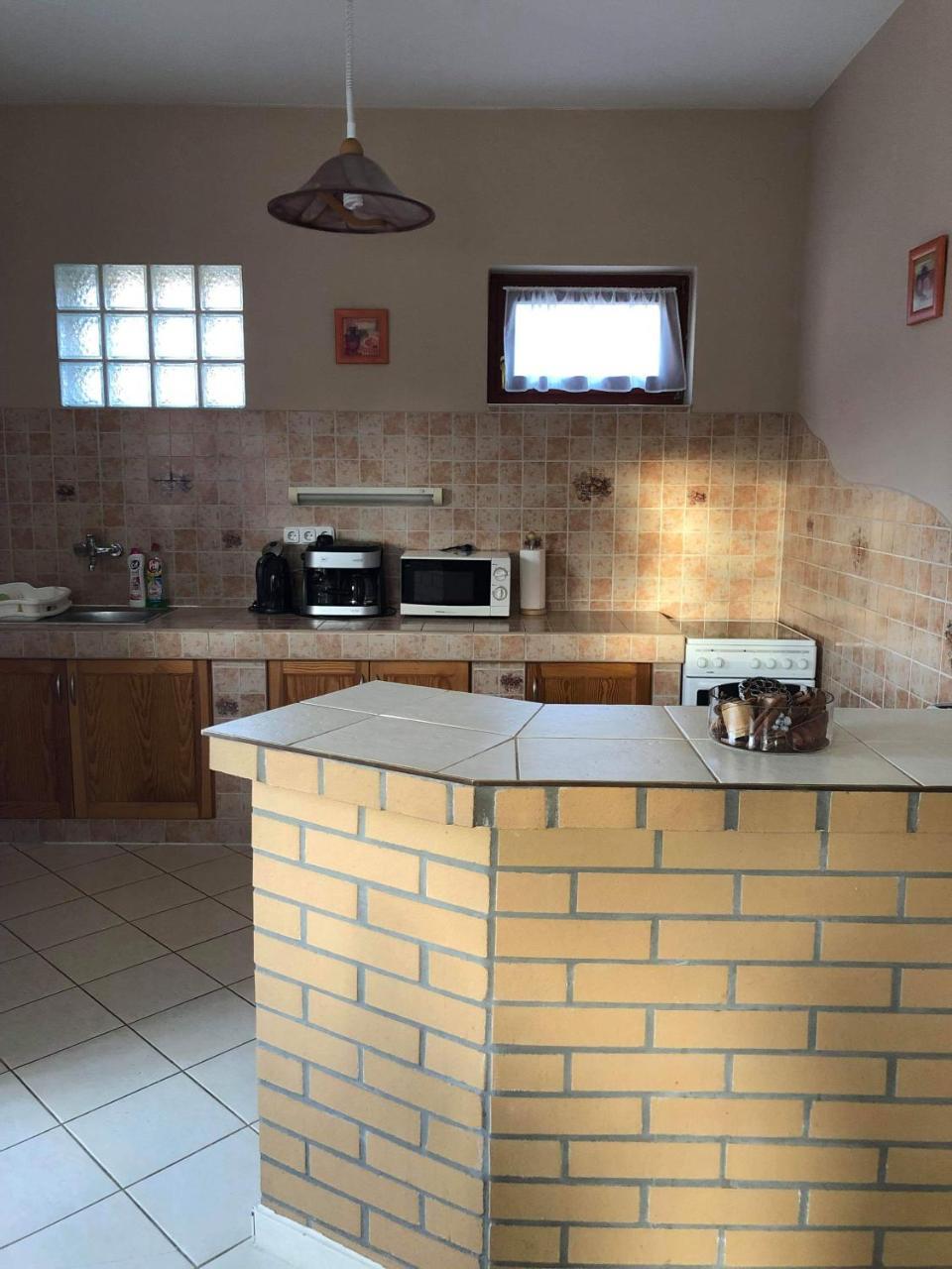 Kristaly Apartmanhaz Sárvár Exterior foto