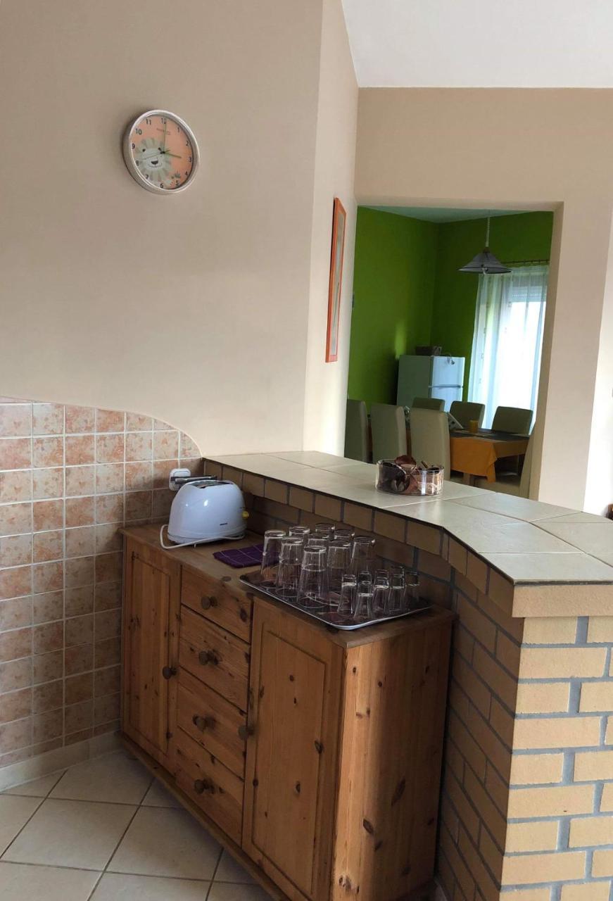 Kristaly Apartmanhaz Sárvár Exterior foto
